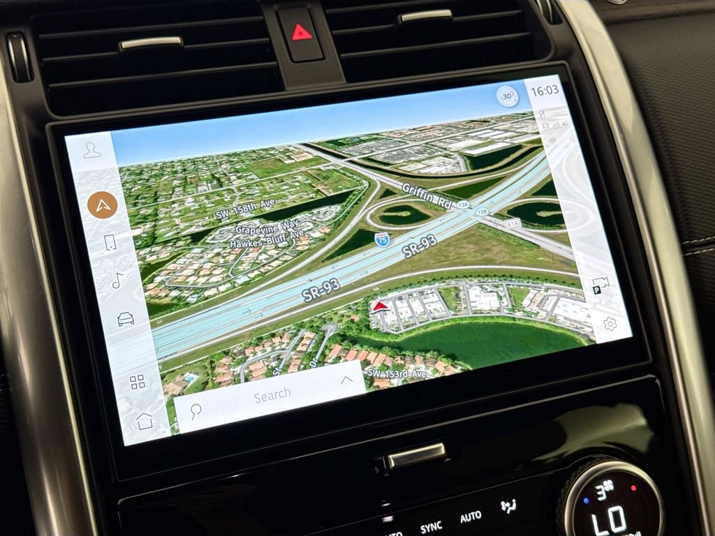 New 2026 Land Rover Discovery Dynamic SE AWD/4WD image 13