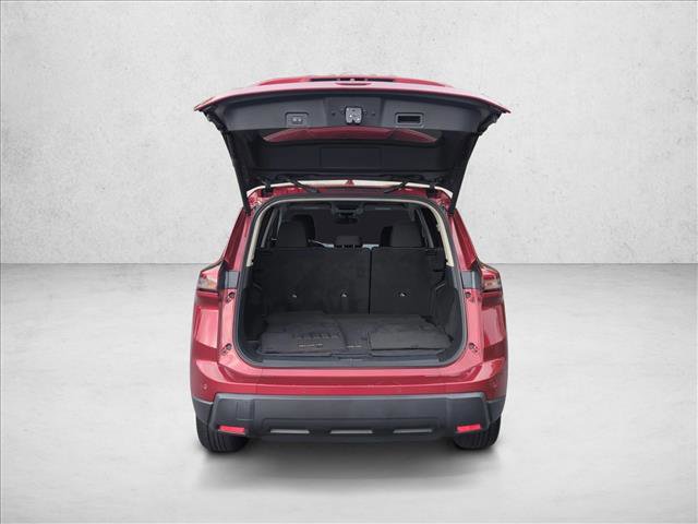 Used 2024 Nissan Rogue SV image 6