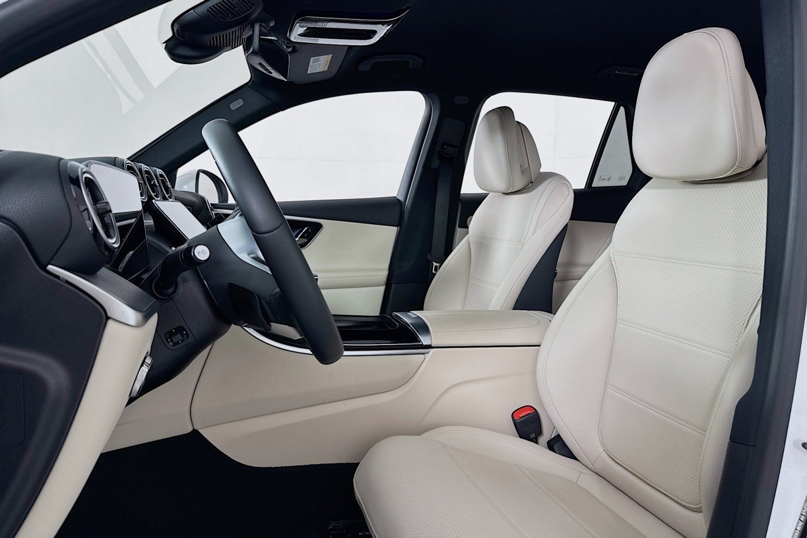 Certified 2026 Mercedes-Benz GLC 300 GLC 300 image 17