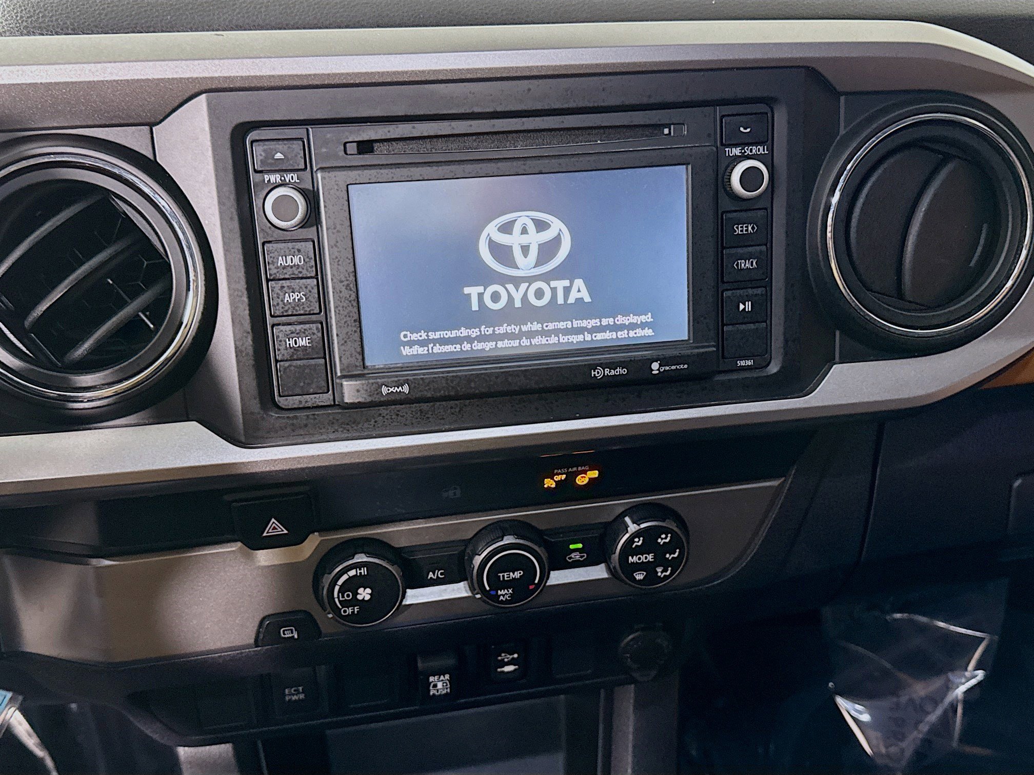 Used 2019 Toyota Tacoma SR5 image 18
