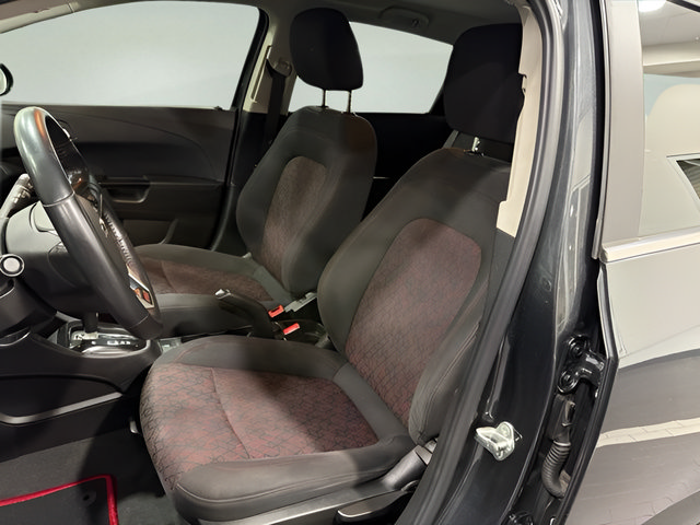 Used 2019 Chevrolet Sonic LT FWD image 11