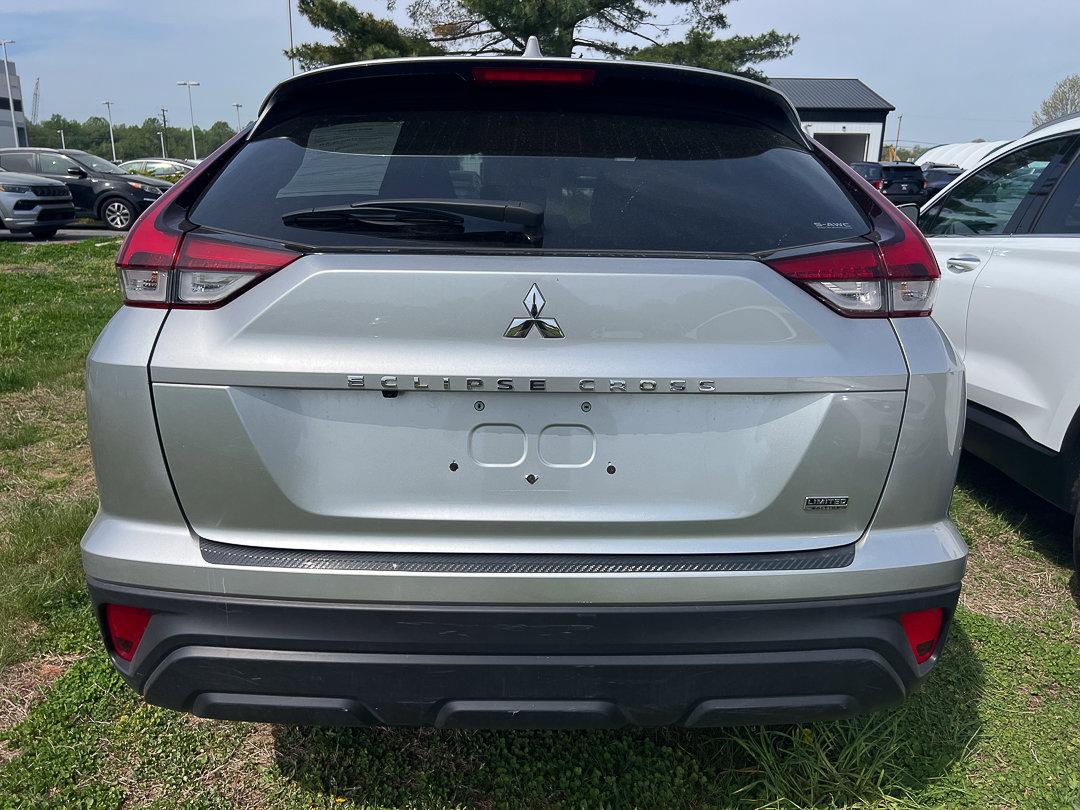 Used 2024 Mitsubishi Eclipse Cross AWD image 4