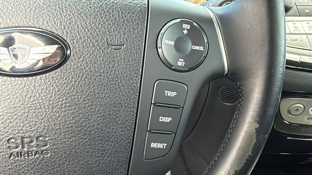 Used 2014 Hyundai Genesis 3.8 RWD image 22