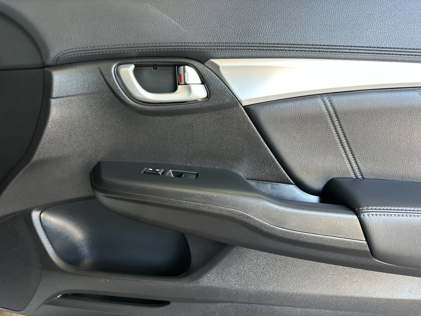 Used 2014 Honda Civic EX-L image 19