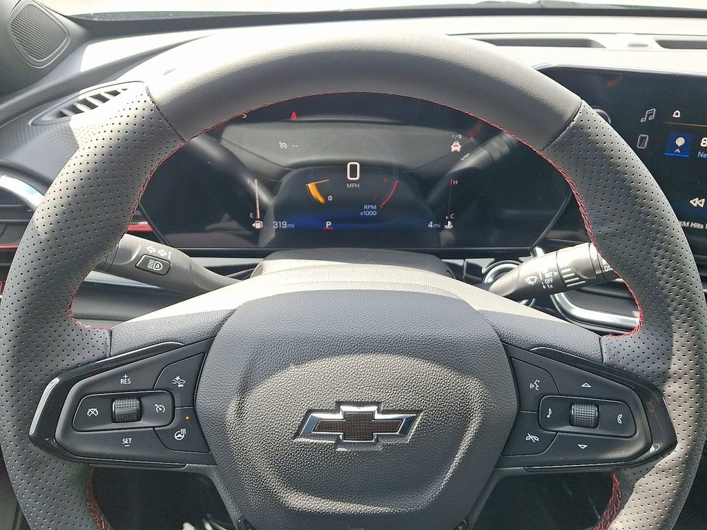 New 2026 Chevrolet Trax RS w/ Sunroof Package FWD image 9