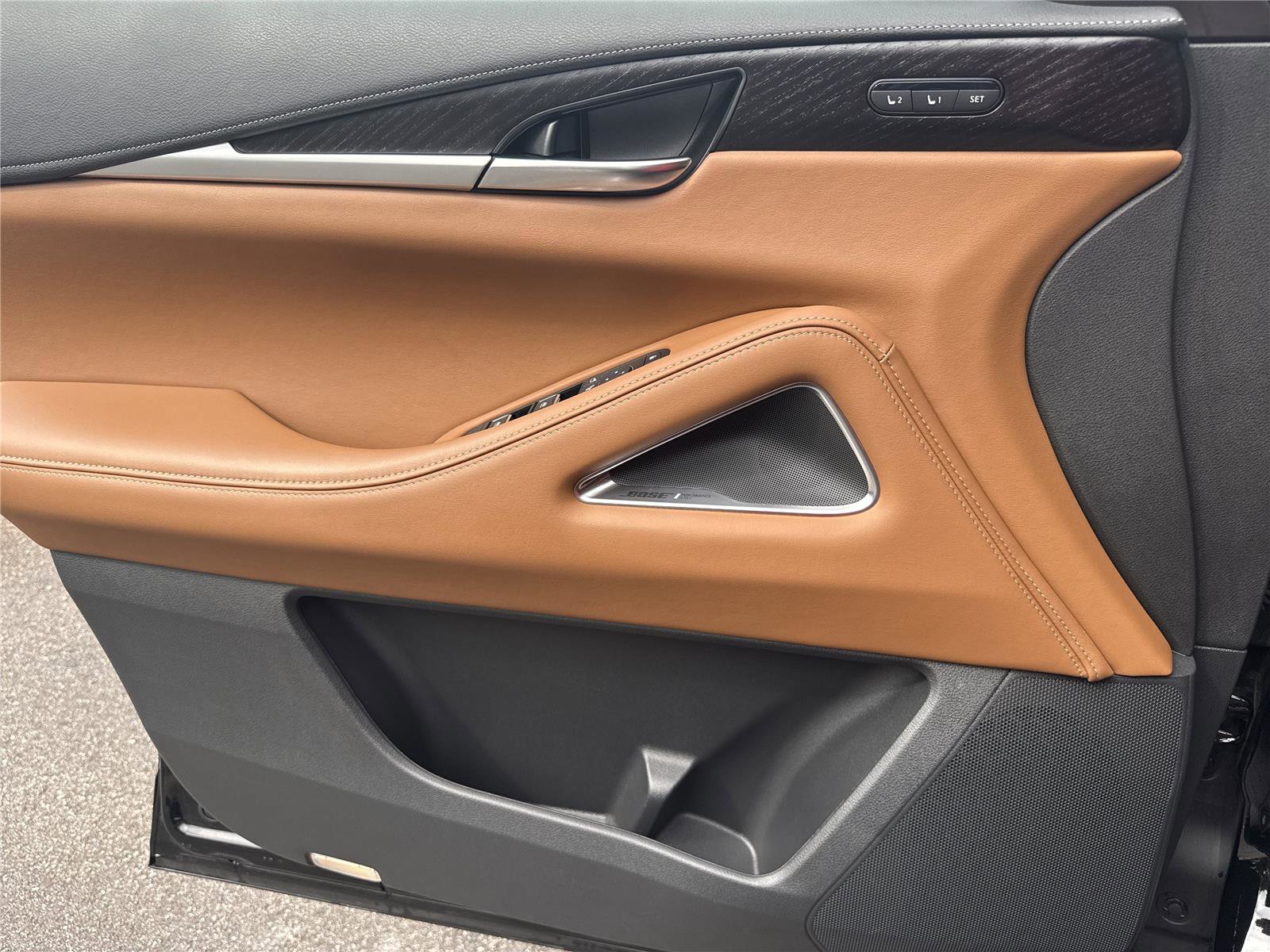 Used 2025 INFINITI QX60 Autograph w/ Lighting Package (N92) image 16