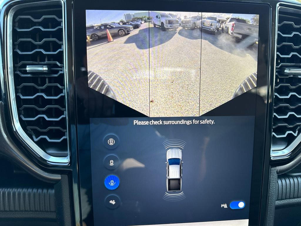 New 2025 Ford Ranger Lariat w/ FX4 Off-Road Package image 24