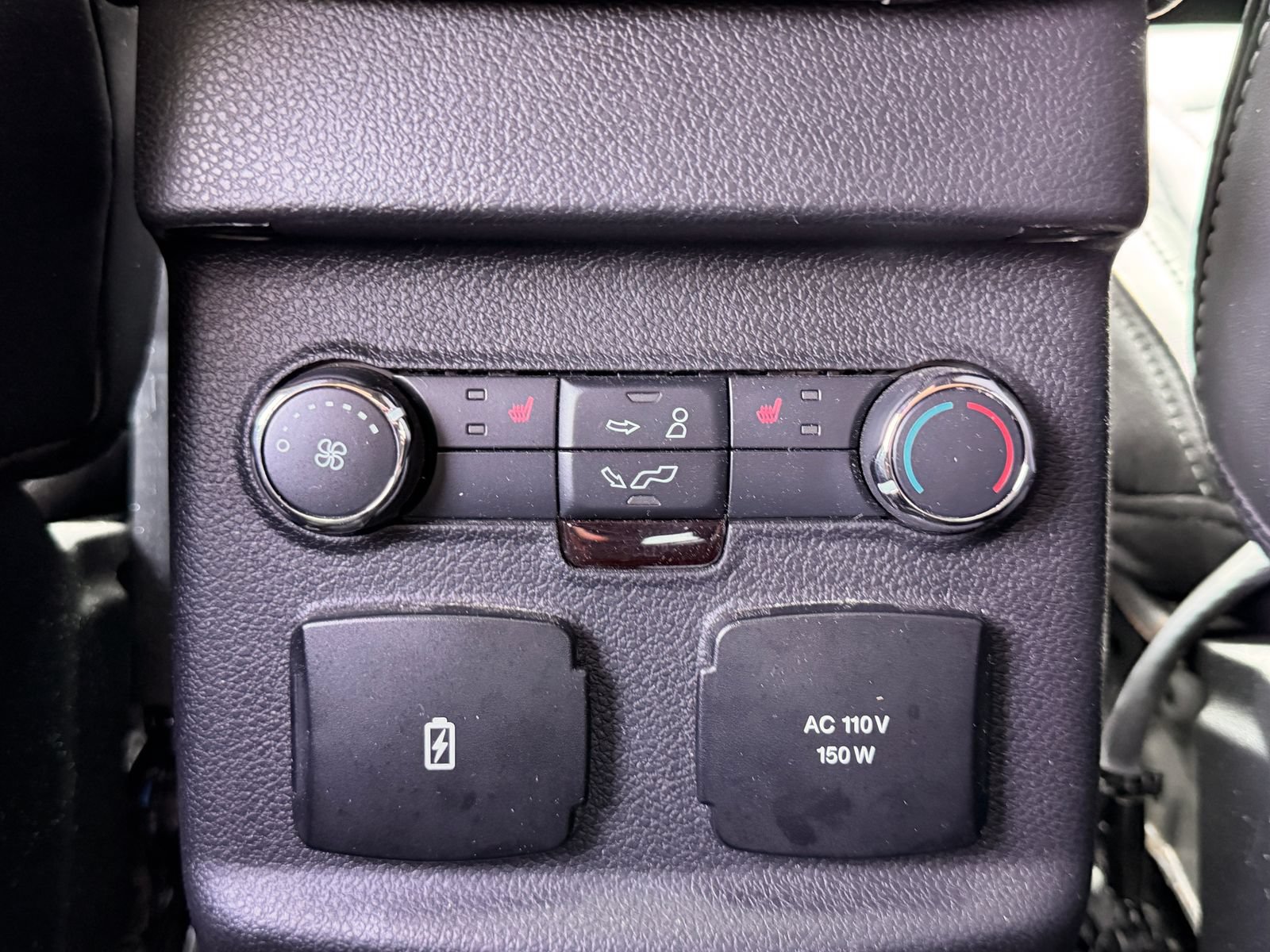 Used 2019 Ford Explorer Platinum AWD/4WD image 16