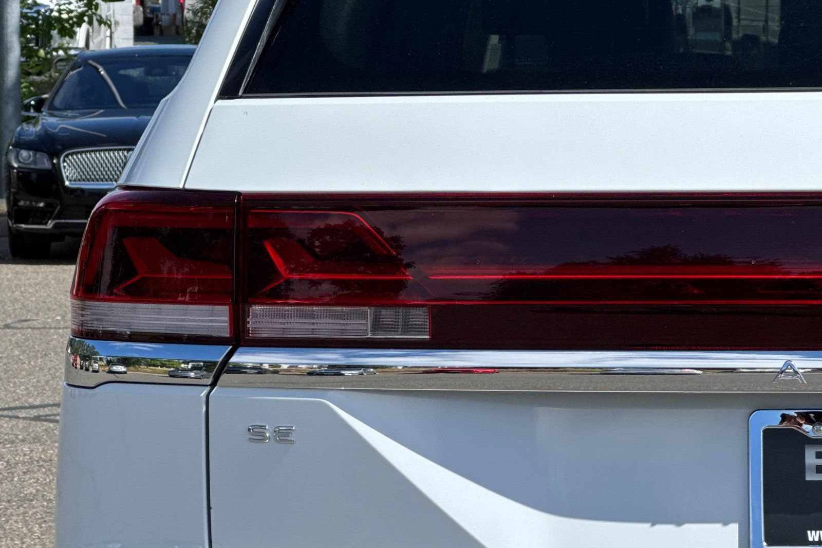 Used 2024 Volkswagen Atlas SE AWD/4WD image 47