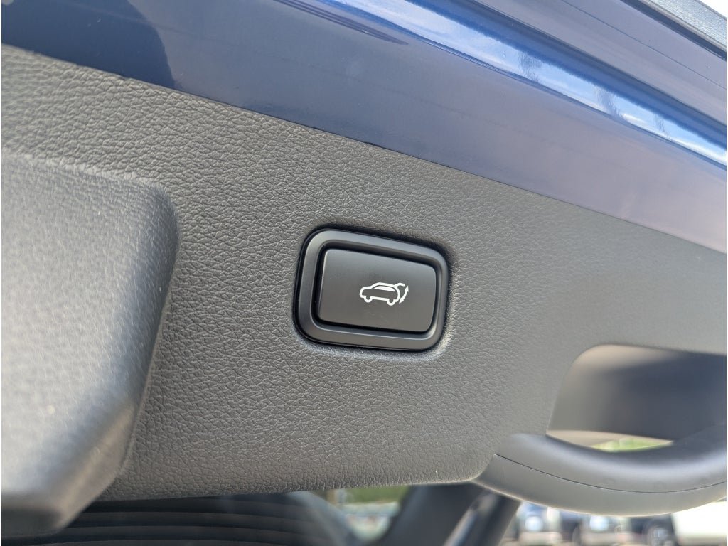 Used 2025 Kia Sportage EX w/ Premium Package FWD image 12