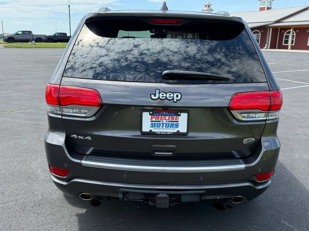 Used 2018 Jeep Grand Cherokee Overland AWD/4WD image 5