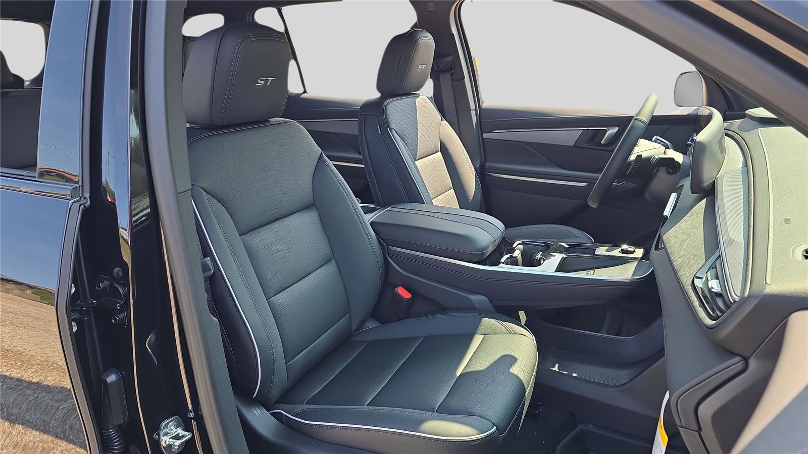New 2026 Buick Enclave Sport Touring w/ Power Package image 12