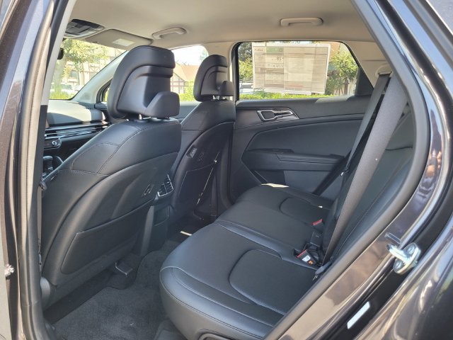 New 2026 Kia Sportage EX FWD image 6