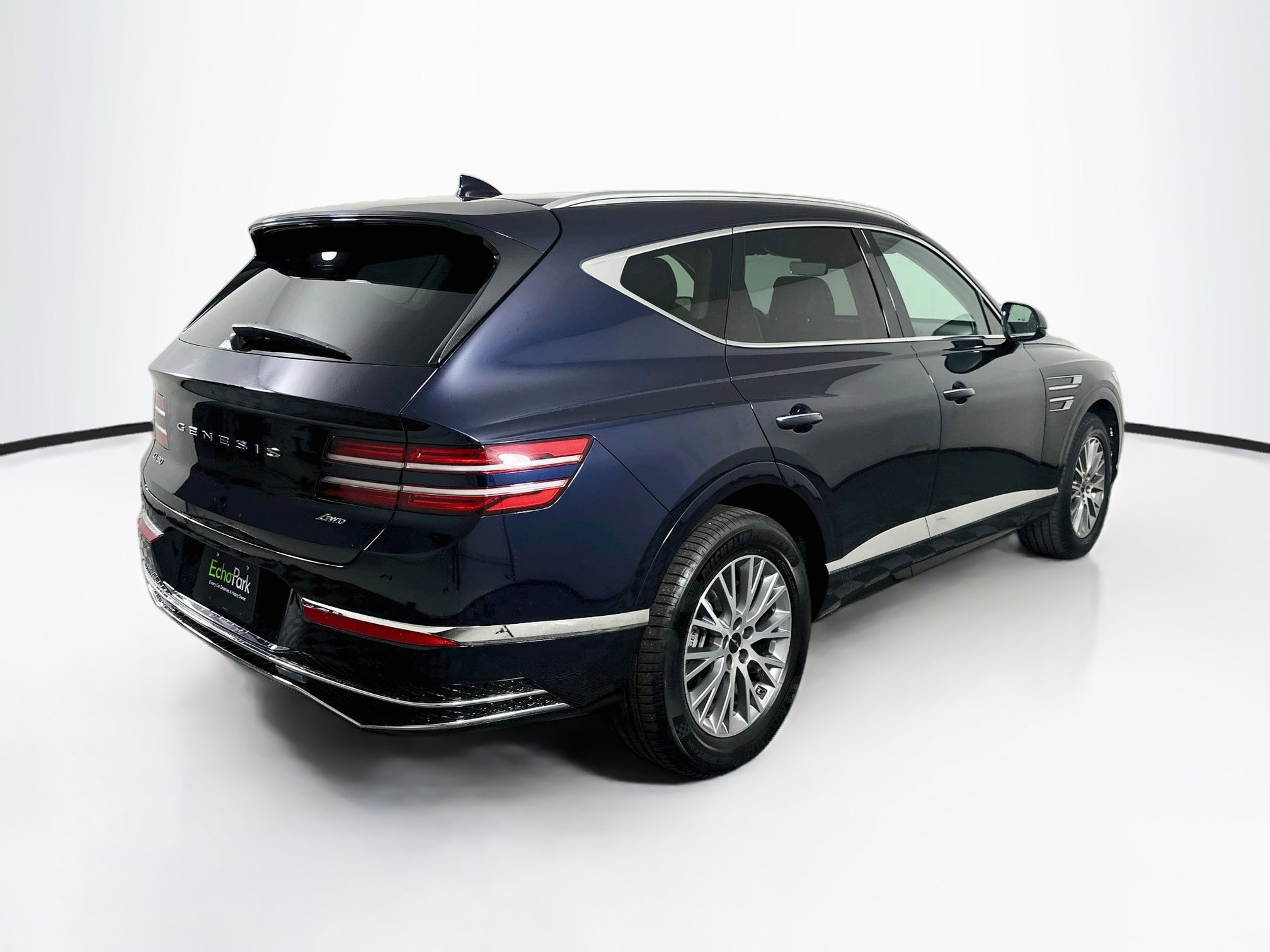 Used 2025 Genesis GV80 2.5T Standard AWD/4WD image 9