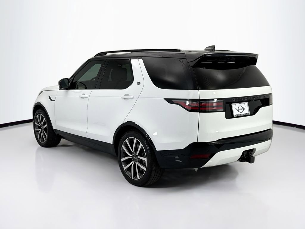 Used 2024 Land Rover Discovery Dynamic SE image 7