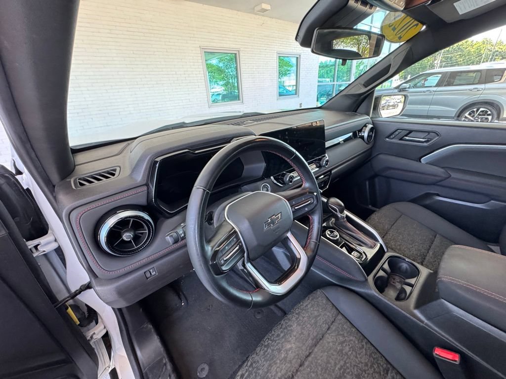 Used 2023 Chevrolet Colorado Z71 AWD/4WD image 13