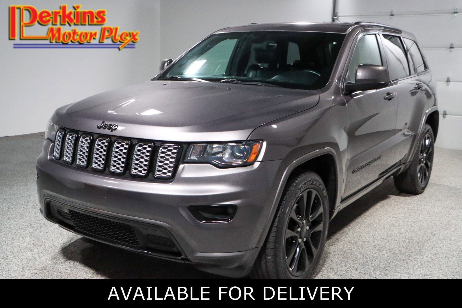 Used 2018 Jeep Grand Cherokee Altitude