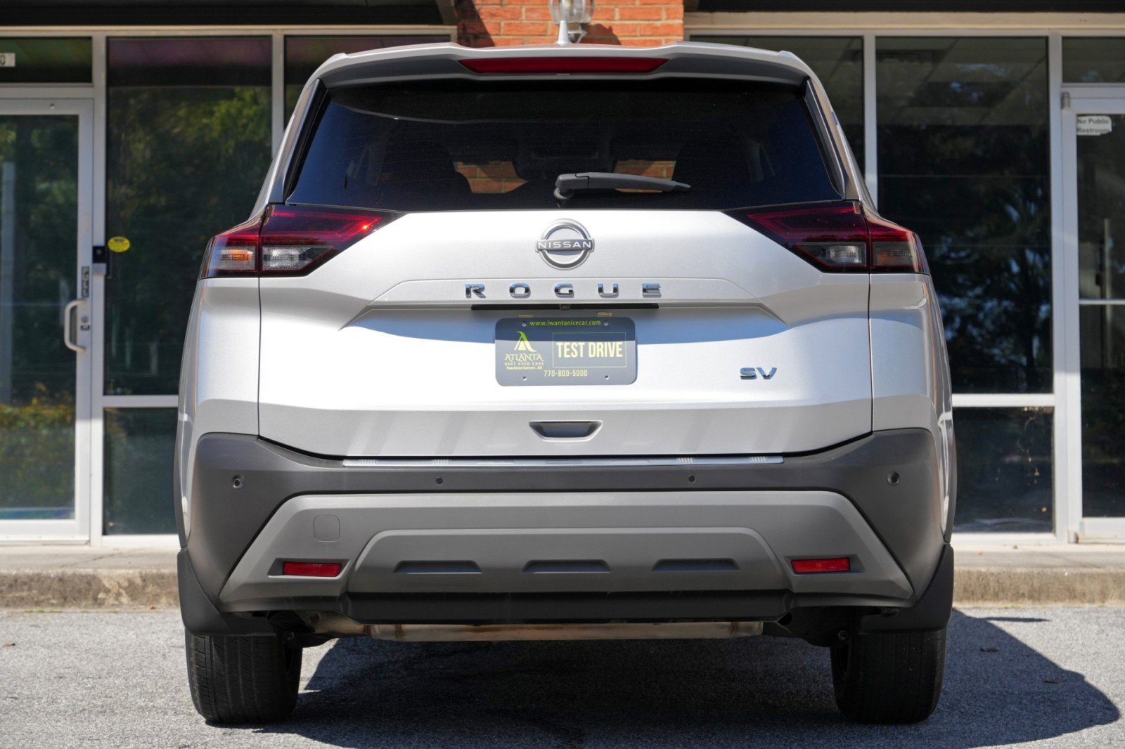 Used 2022 Nissan Rogue SV FWD image 10