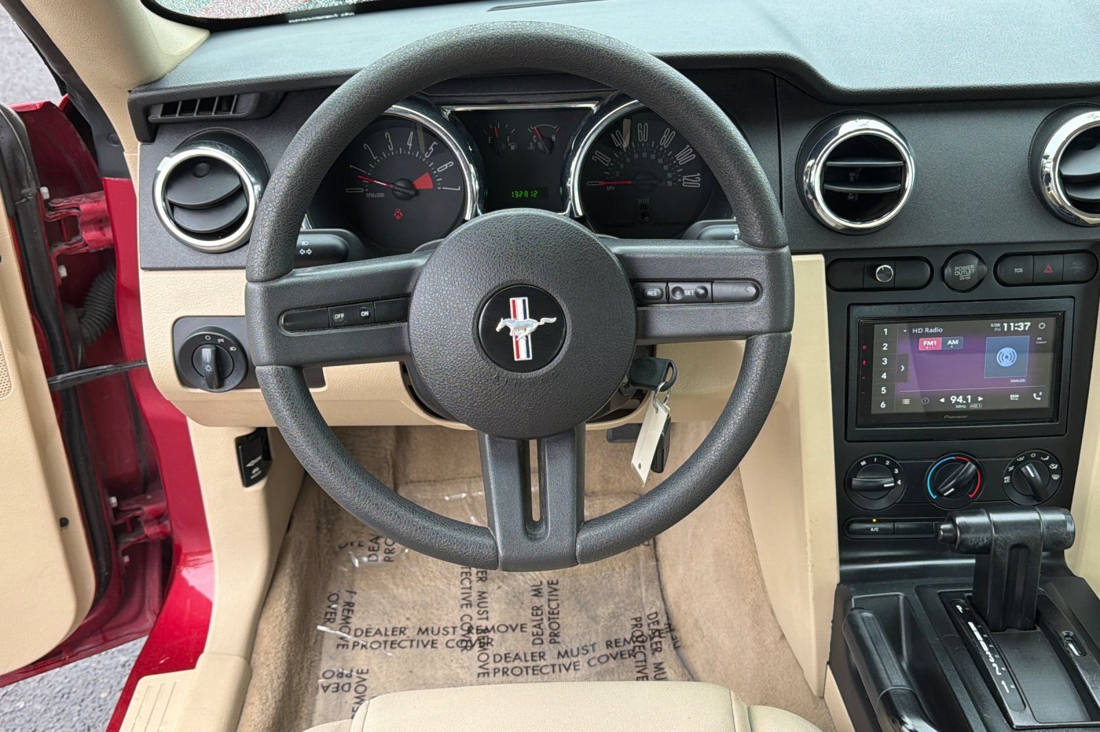 Used 2005 Ford Mustang Premium RWD image 16