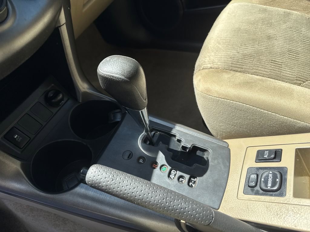 Used 2010 Toyota RAV4 4WD V6 image 16