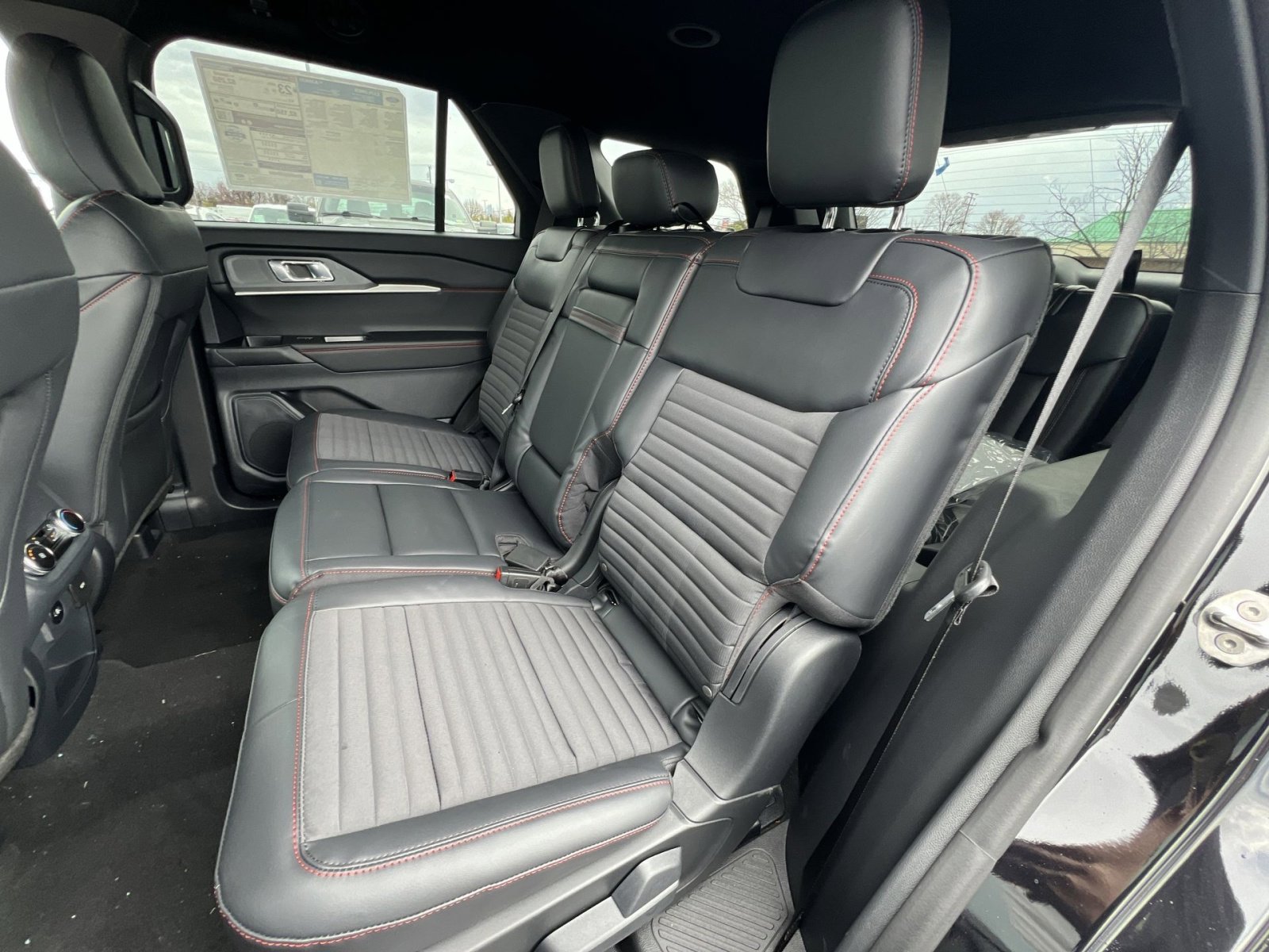 New 2026 Ford Explorer ST-Line w/ ST-Line Street Pack AWD/4WD image 24