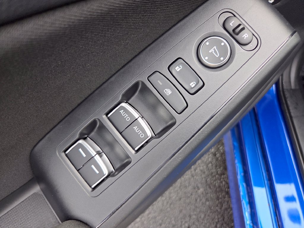 Certified 2023 Honda Civic EX image 33