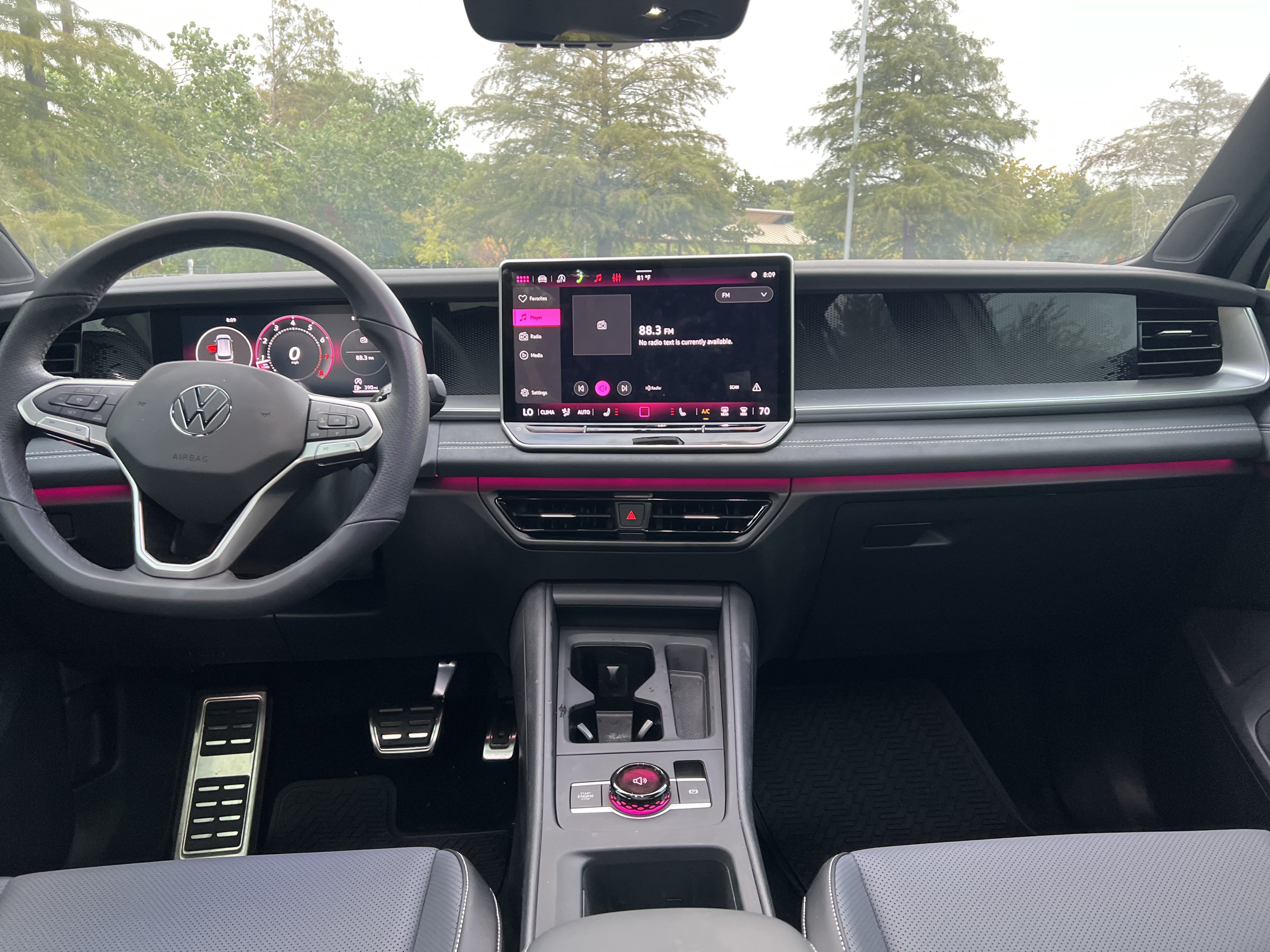 Certified 2026 Volkswagen Tiguan SE R-Line FWD image 25