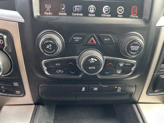 Used 2017 RAM 1500 Classic SLT w/ SLT Plus D￩cor Group image 25