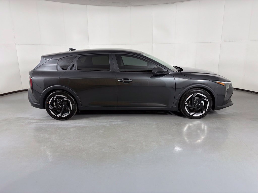 New 2026 Kia K4 EX FWD image 9