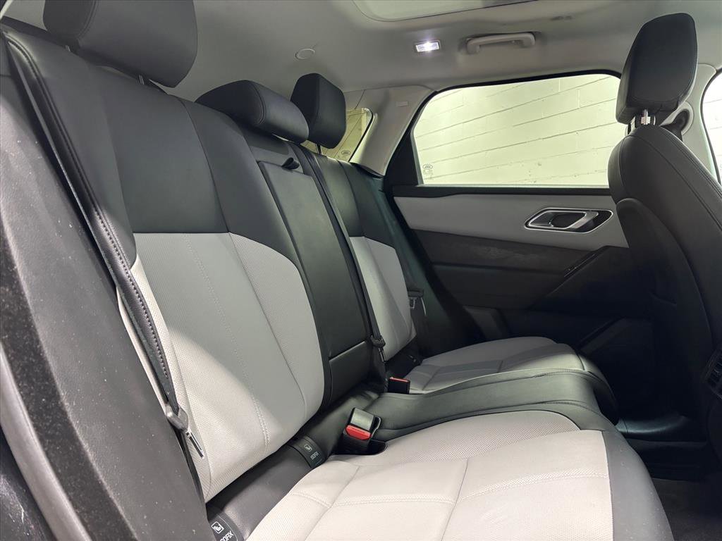 Used 2025 Land Rover Range Rover Velar Dynamic SE image 38
