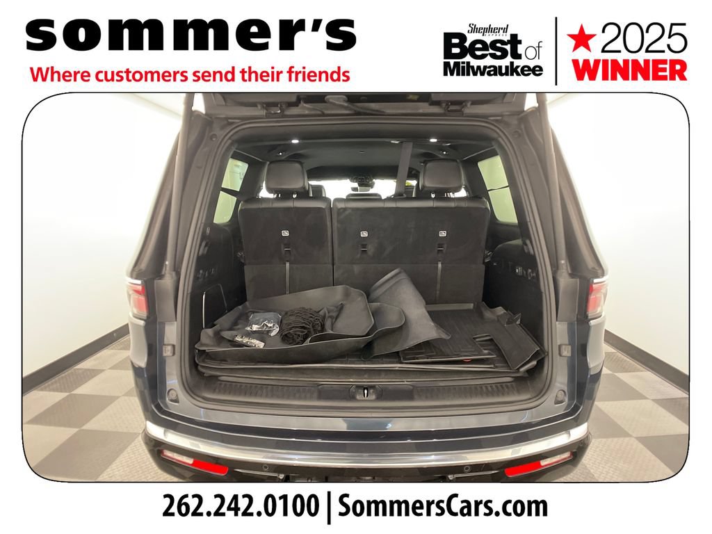 Used 2023 Jeep Wagoneer 4WD image 20