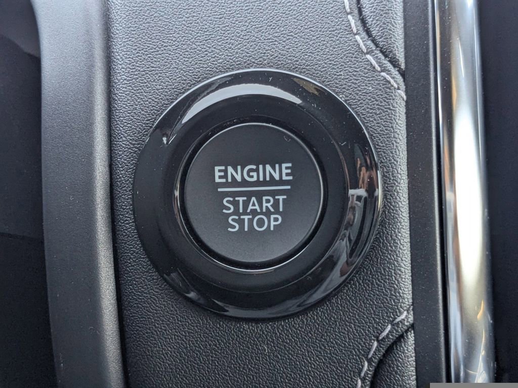 New 2026 Ford Expedition Platinum w/ Stealth Appearance Package image 32