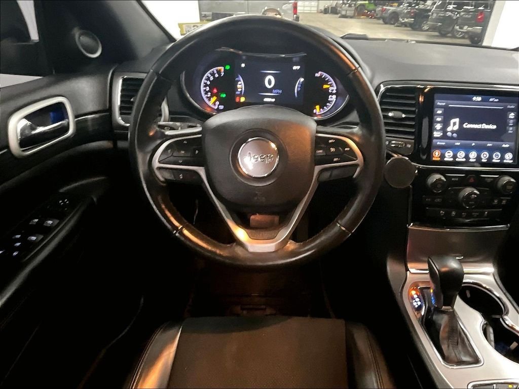 Used 2020 Jeep Grand Cherokee Laredo w/ Quick Order Package 2BN North AWD/4WD image 17