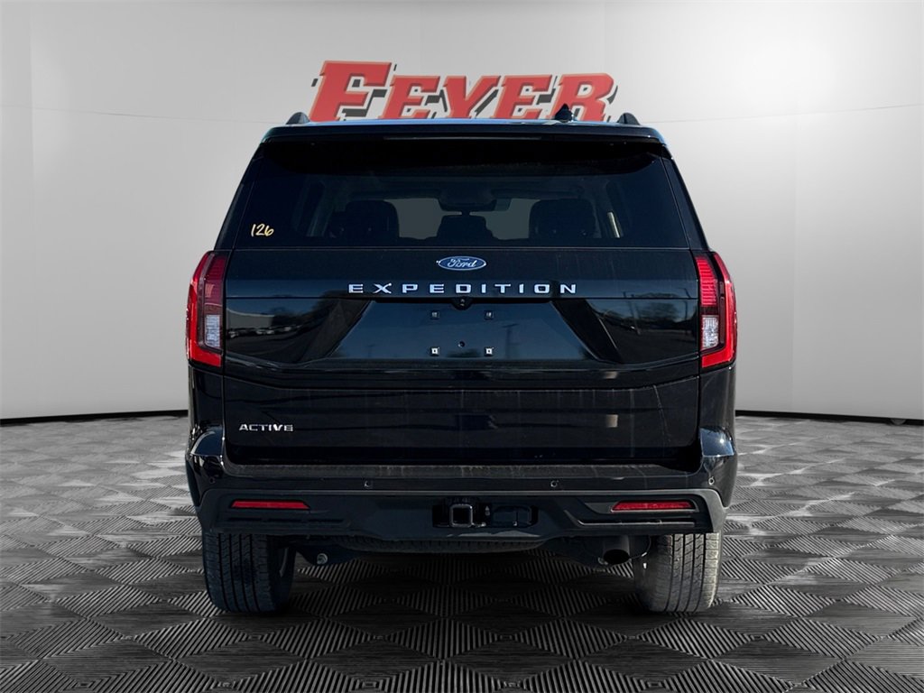 Used 2025 Ford Expedition Active image 4