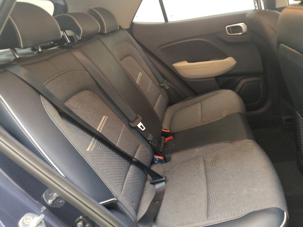 Used 2021 Hyundai Venue w/ Cargo Package FWD image 19