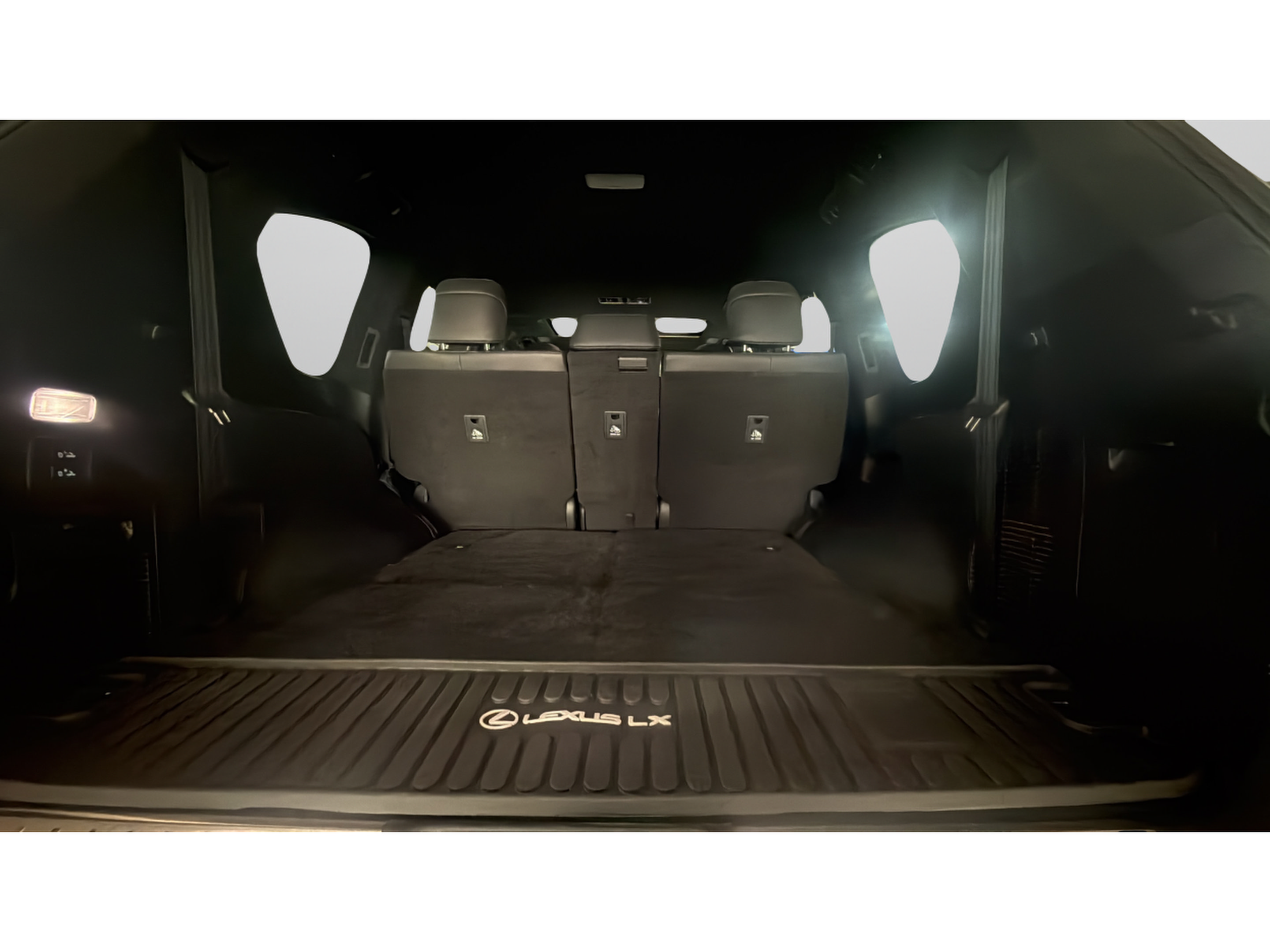Used 2023 Lexus LX 600 F Sport w/ Accessory Package (Z1) AWD/4WD image 27