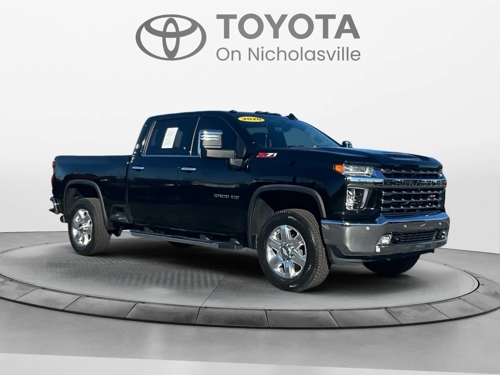 Used 2020 Chevrolet Silverado 2500 LTZ w/ LTZ Plus Package AWD/4WD image 7