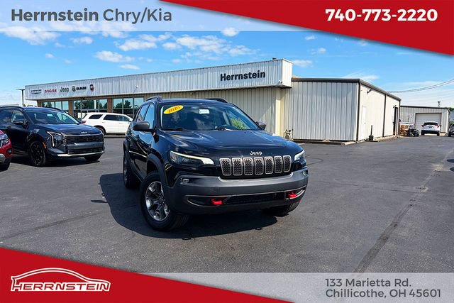 Used 2020 Jeep Cherokee Trailhawk w/ Cold Weather Group AWD/4WD image 1