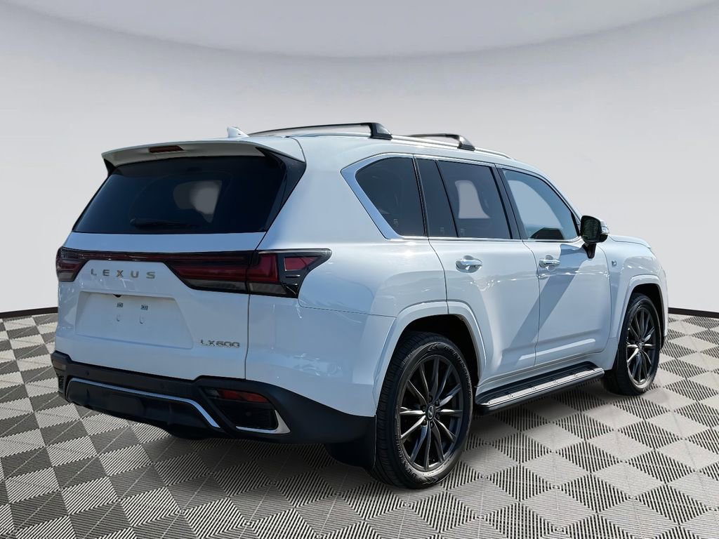 Used 2024 Lexus LX 600 F Sport image 2