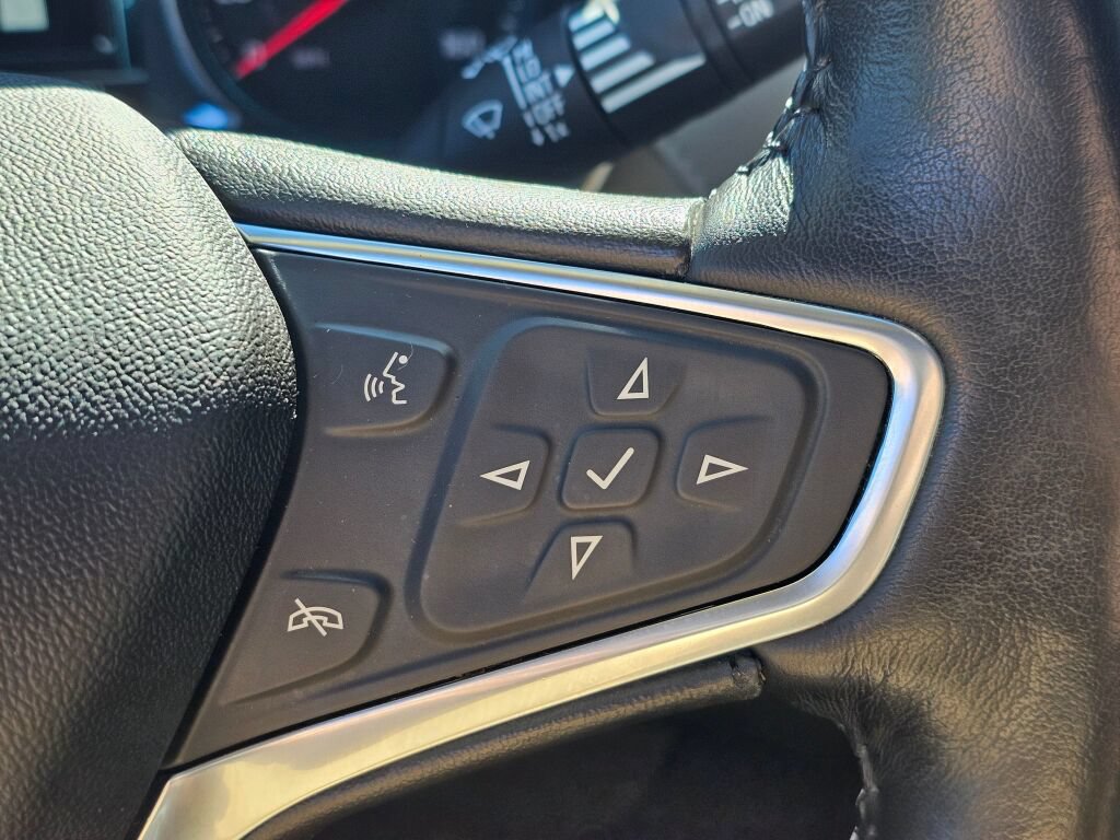 Used 2018 Chevrolet Equinox Premier AWD/4WD image 25