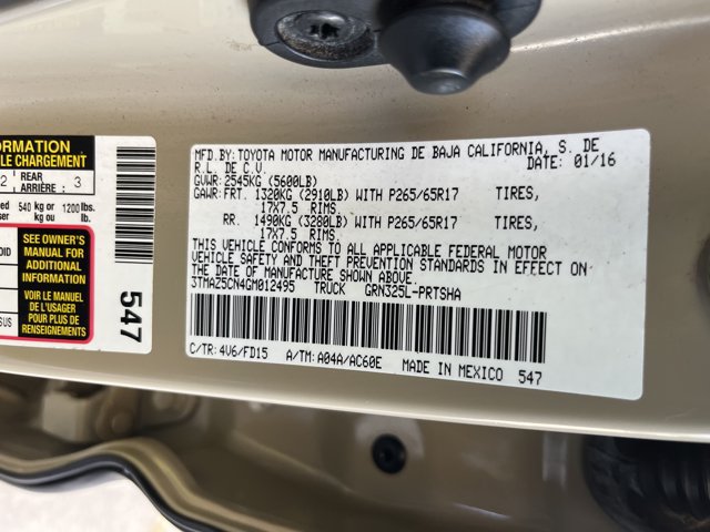Used 2016 Toyota Tacoma TRD Sport RWD image 24