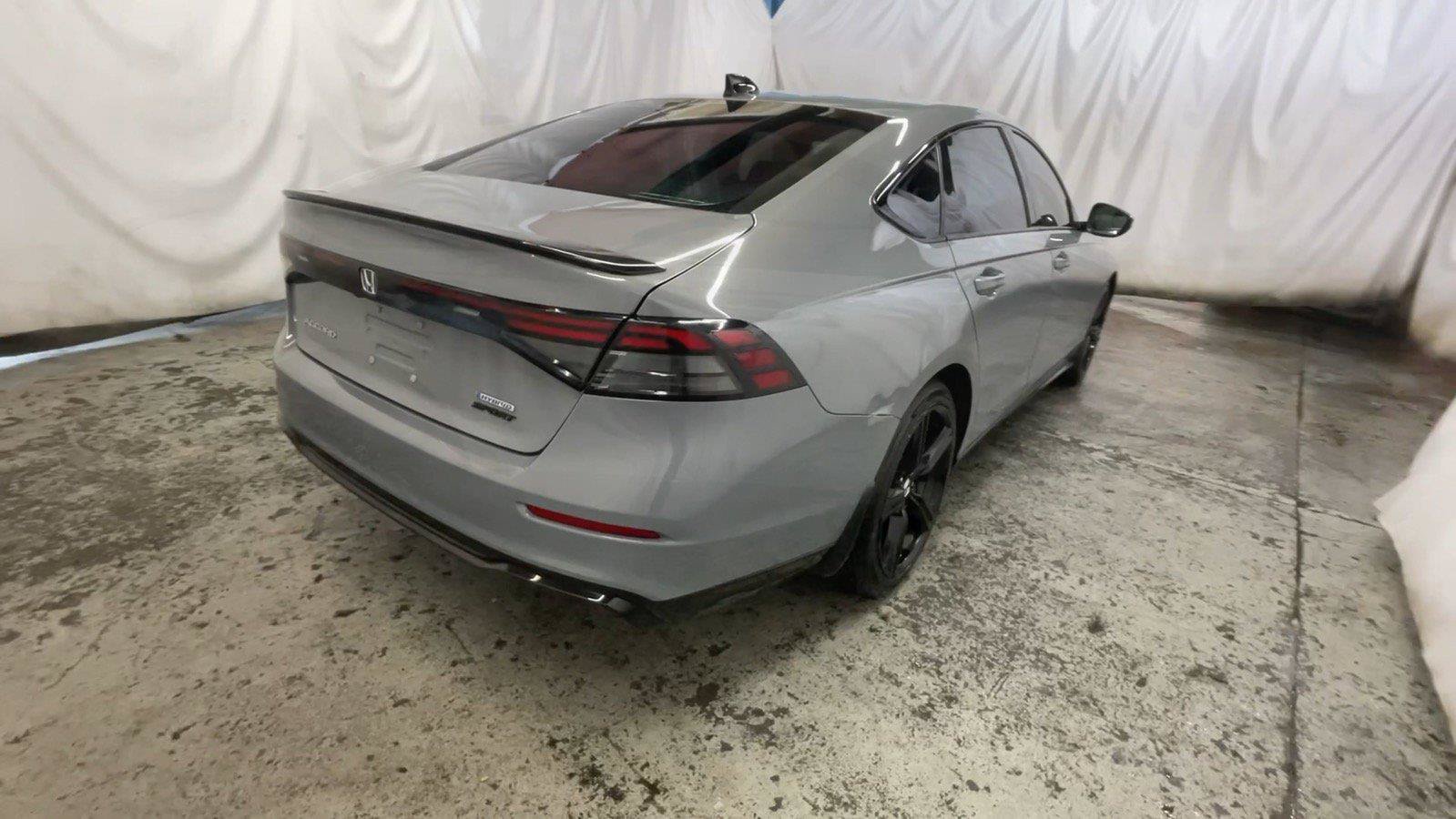 Used 2025 Honda Accord Sport image 6