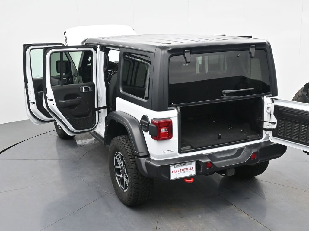 Used 2024 Jeep Wrangler Unlimited Rubicon AWD/4WD image 38