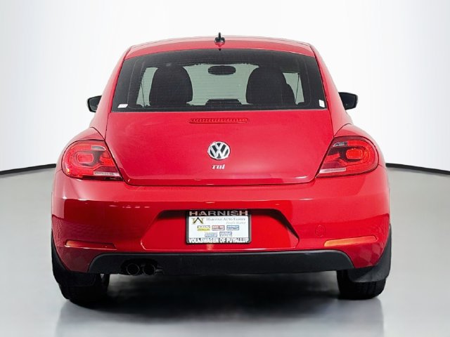 Used 2013 Volkswagen Beetle TDI FWD image 6