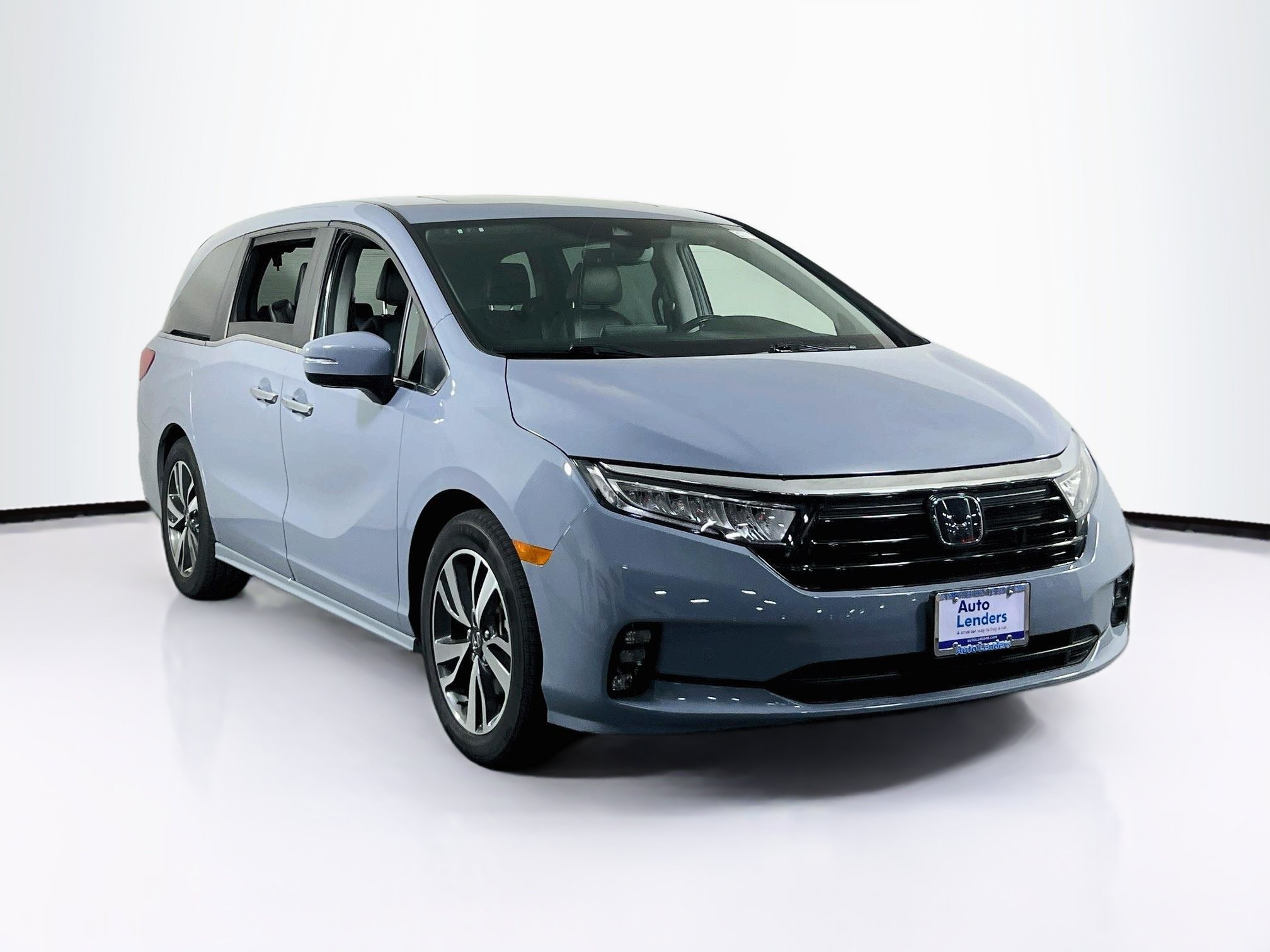 Used 2023 Honda Odyssey Touring image 3