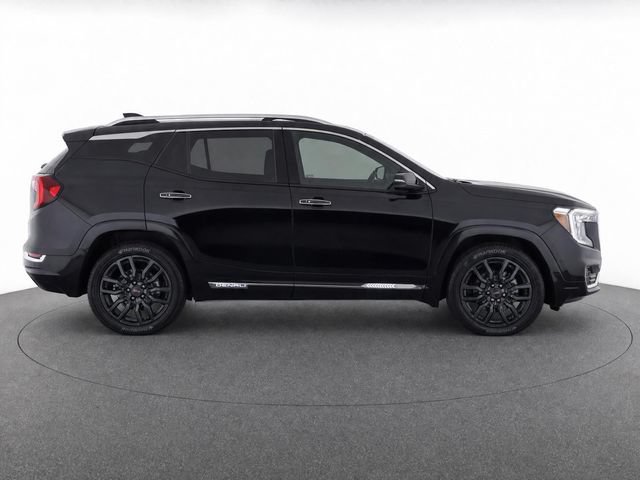 Used 2023 GMC Terrain Denali w/ Black Diamond Edition AWD/4WD image 8