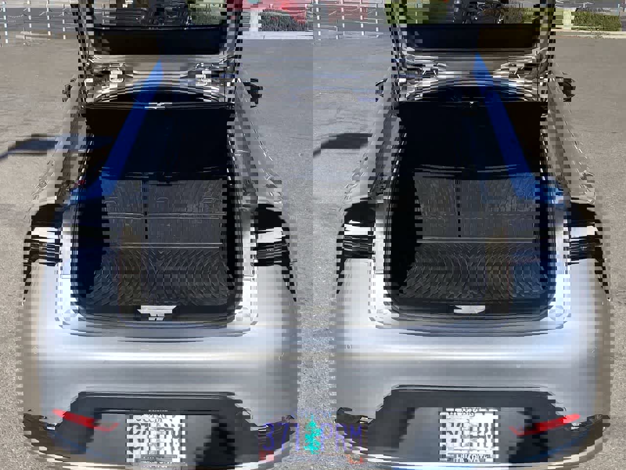 Used 2024 Toyota Prius Prime SE image 22