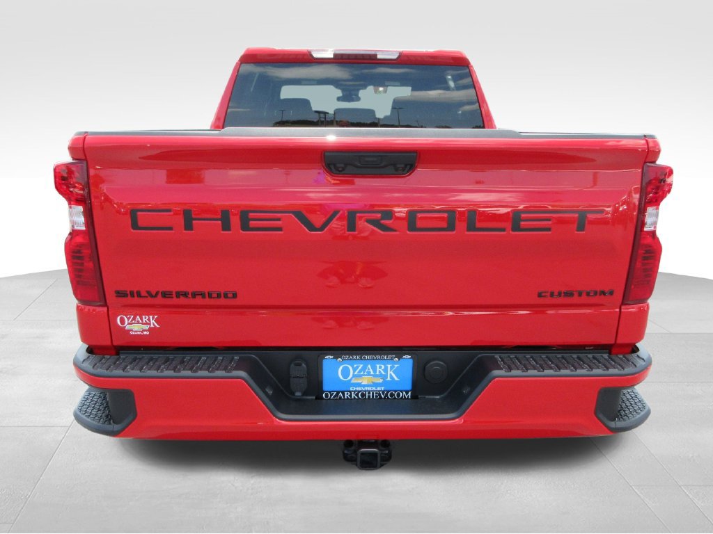 New 2026 Chevrolet Silverado 1500 Custom w/ Turbomax Blackout Package AWD/4WD image 4