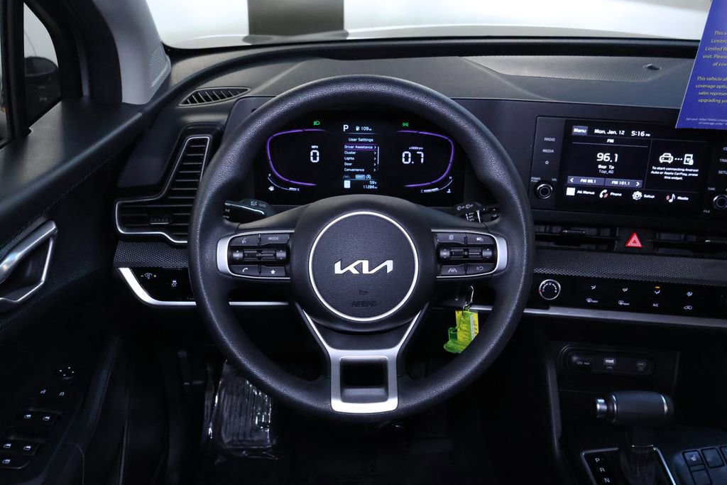 Used 2024 Kia Sportage LX image 18