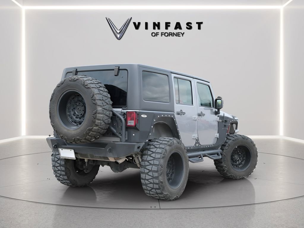 Used 2016 Jeep Wrangler Unlimited Sport w/ Connectivity Group AWD/4WD image 3